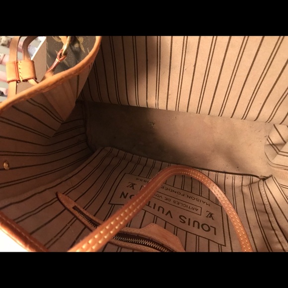 SOLD 🛑 - Picture 2 of 8